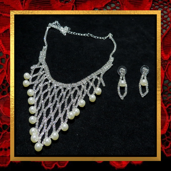 Jewelry - New Rhinestone Net Pearl Necklace & Earrings #719 Jewelry - New Rhinestone Net Pearl Necklace & Earrings #719